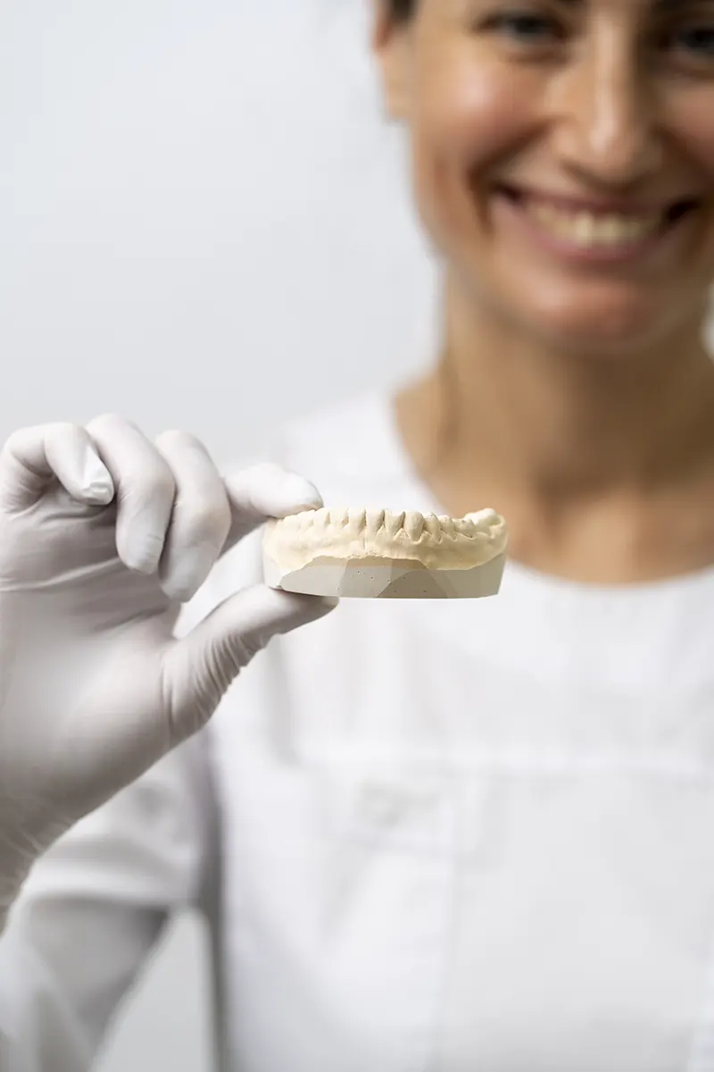 Prótese Dentária 1 Prótese Dentária - Atually Odontologia -
